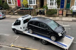 660b273bce5fdab4bf20aee2 car recovery london e1759928084928